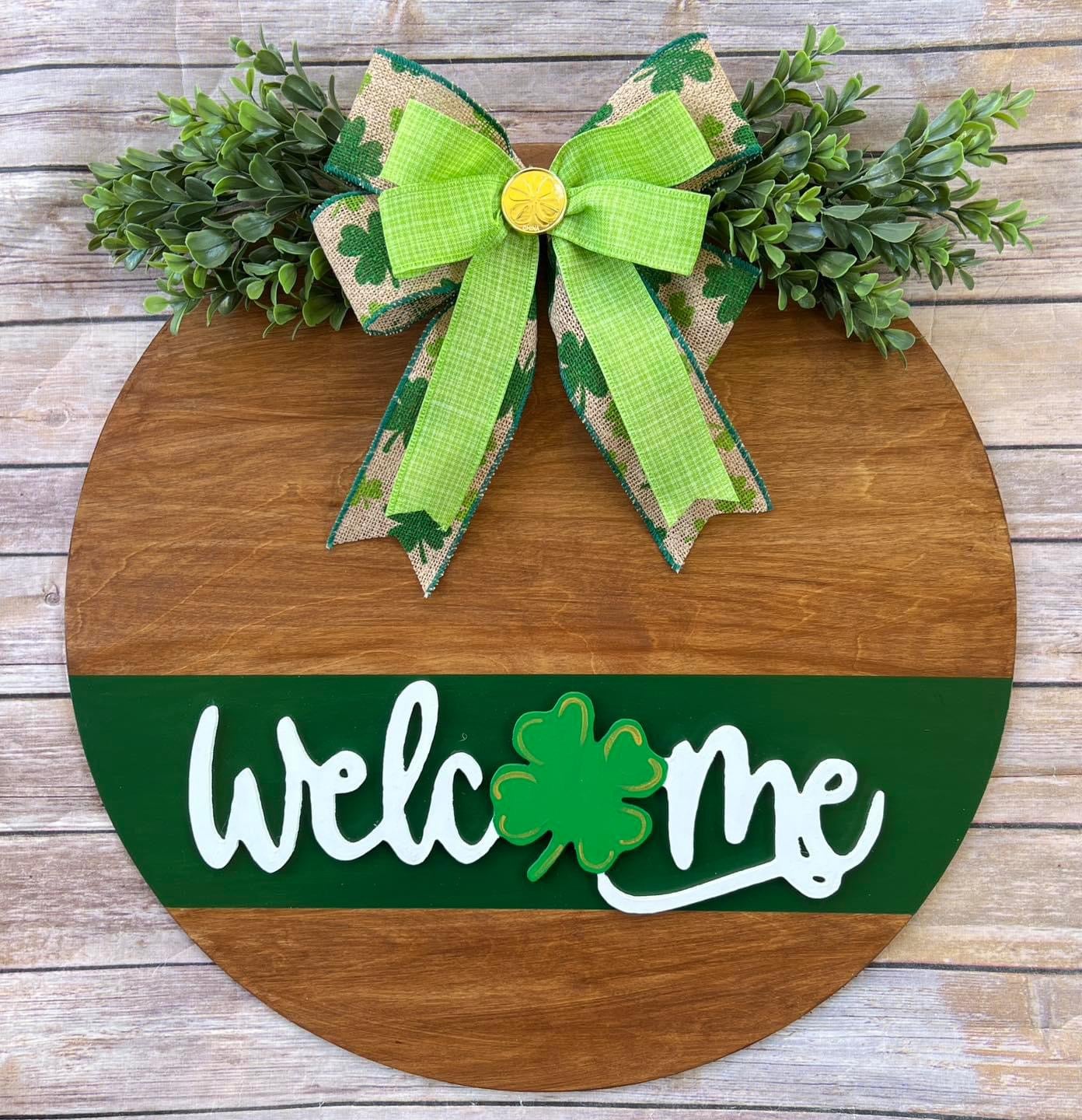Welcome Shamrock Round Door Hanger