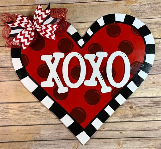 XOXO Heart Blank Door Hanger DIY Kit