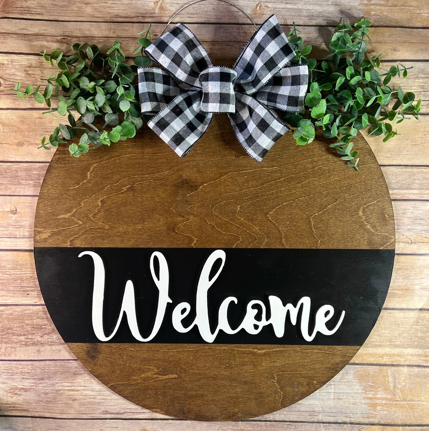 Welcome Round Door Hanger - Medium Stain - 3D