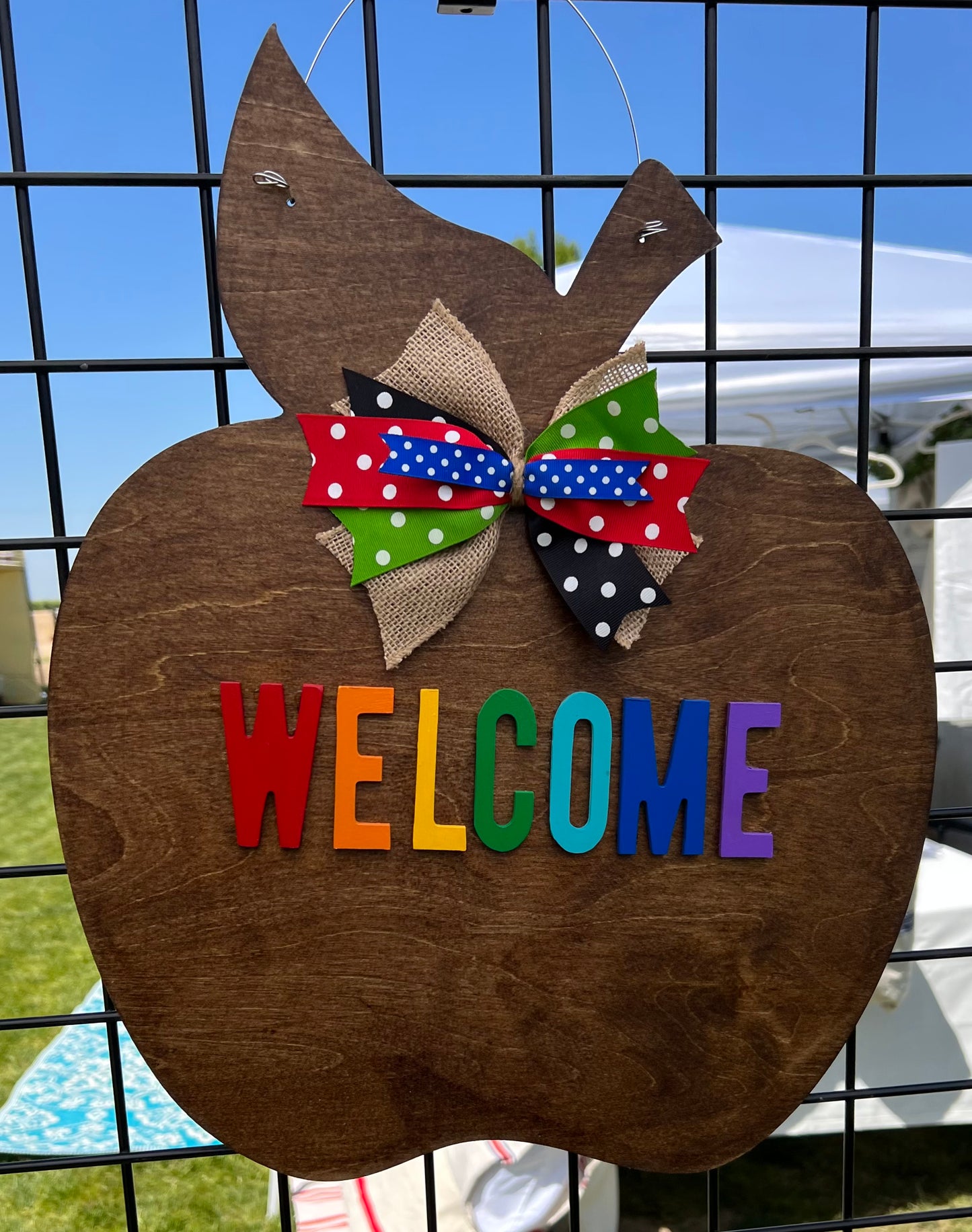Apple Door Hanger - Welcome - Birch