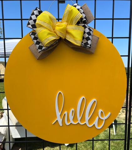 Hello Round Door Hanger - Yellow - 3D