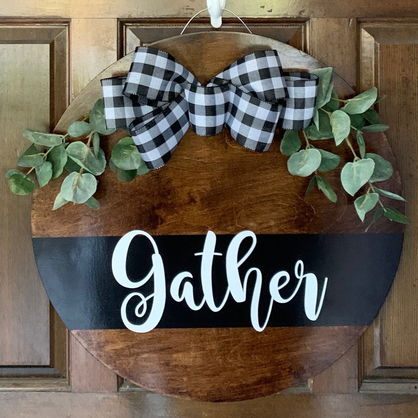 Gather Round Door Hanger - Walnut - 3D